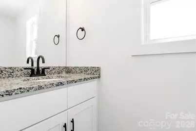 18 4th Avenue SE, Hickory, NC 28602 - Photo 24