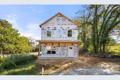 18 4th Avenue SE, Hickory, NC 28602 - Photo 2