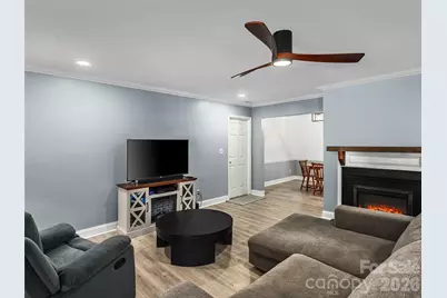 110 Shelly Drive, Hendersonville, NC 28792 - Photo 2