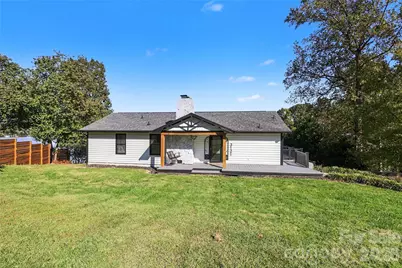 3121 Lakeside Circle, Belmont, NC 28012 - Photo 2