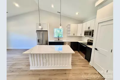 610 E Robinson Street, Dallas, NC 28034 - Photo 4