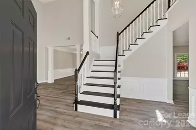 5903 Mayapple Lane, Charlotte, NC 28269 - Photo 2