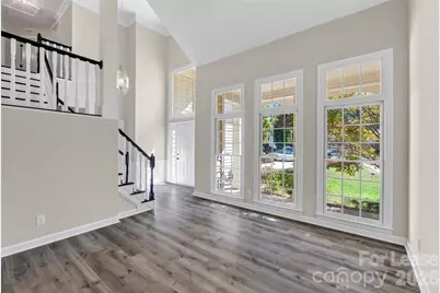 5903 Mayapple Lane, Charlotte, NC 28269 - Photo 4