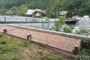 126 Southside Dr, Chimney Rock Village, NC 28720 - Photo 1
