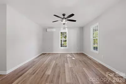 333 Derby Avenue, Newton, NC 28658 - Photo 18