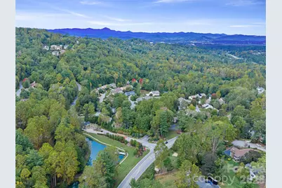 156 Deep Valley Lane, Hendersonville, NC 28791 - Photo 4