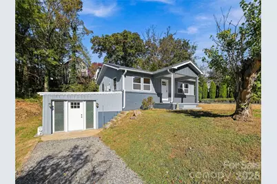 33 Phipps Street, Weaverville, NC 28787 - Photo 1