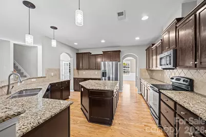 1677 Fairntosh Drive, Fort Mill, SC 29715 - Photo 10