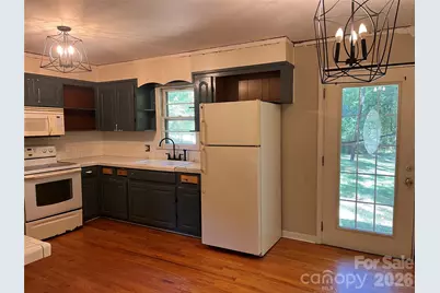 1609 University Park Drive, Lancaster, SC 29720 - Photo 4