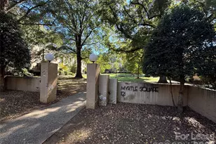 1121 Myrtle Ave, Charlotte, NC 28203 - Photo 2