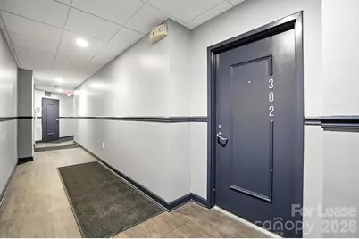 718 W Trade Street #302, Charlotte, NC 28202 - Photo 8