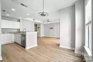 718 W Trade St, Charlotte, NC 28202 - Photo 12