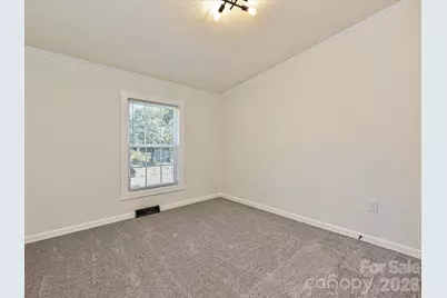 1711 Trexlar Avenue, Gastonia, NC 28052 - Photo 12