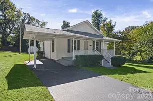 628 E Front St, Statesville, NC 28677 - Photo 1