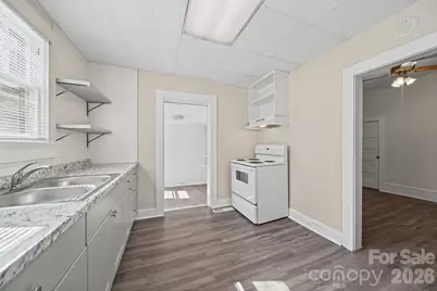 628 E Front Street, Statesville, NC 28677 - Photo 10