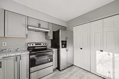 6134 Bent Tree Court, Charlotte, NC 28212 - Photo 4