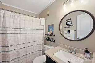 301 Pinnacle Inn Rd, Beech Mountain, NC 28604 - Photo 22