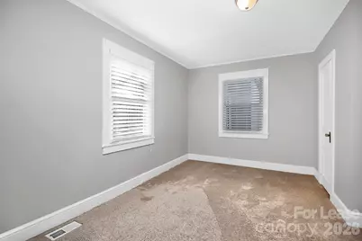 105 Oak Street, Belmont, NC 28012 - Photo 16