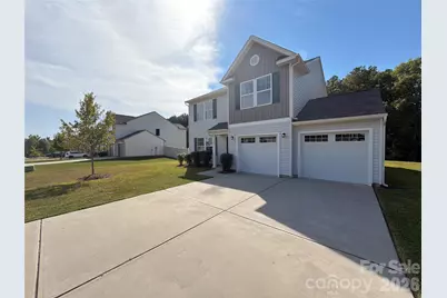 827 Yorkshire Drive, Albemarle, NC 28001 - Photo 2