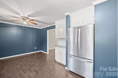 731 10th Avenue NE, Hickory, NC 28601 - Photo 14