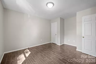 731 10th Avenue NE, Hickory, NC 28601 - Photo 20