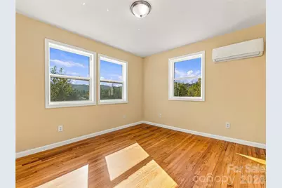 33 Phipps Street, Weaverville, NC 28787 - Photo 14