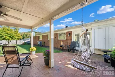 111 Eastwood Park Drive SE, Lenoir, NC 28645 - Photo 6