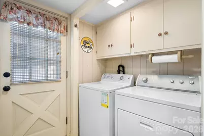 111 Eastwood Park Drive SE, Lenoir, NC 28645 - Photo 32