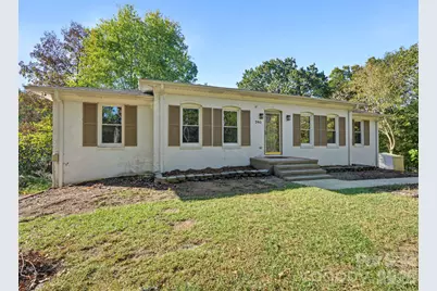 590 Crestmont Drive SE, Concord, NC 28025 - Photo 2