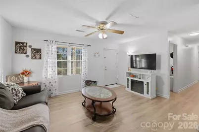 3640 Glacier Run, Claremont, NC 28610 - Photo 4