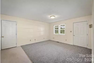 2476 Watts Street, Morganton, NC 28655 - Photo 6
