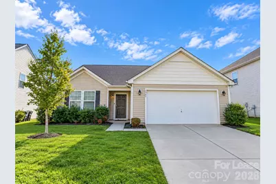 136 Hidden Lakes Road, Statesville, NC 28677 - Photo 2