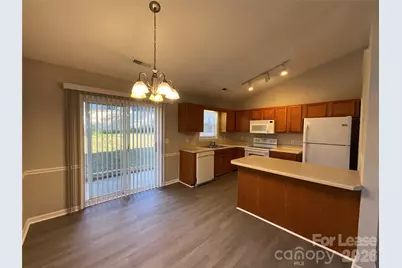 135 Braeburn Drive, Winston Salem, NC 27127 - Photo 4
