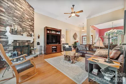 2381 Crofte Drive, Sherrills Ford, NC 28673 - Photo 12