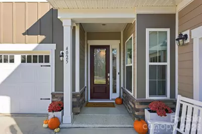 4025 Pollock View, Mount Holly, NC 28120 - Photo 2