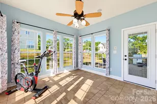 4425 Golden View Dr, Charlotte, NC 28278 - Photo 20