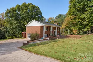 4409 Magnolia Ln, Hudson, NC 28638 - Photo 1