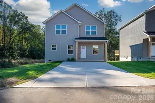 1429 10th Ave SW, Hickory, NC 28602 - Photo 1