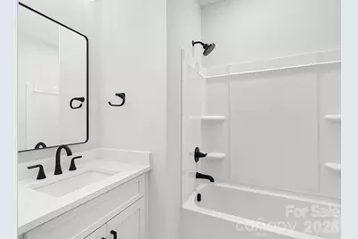 1433 10th Avenue SW, Hickory, NC 28602 - Photo 14