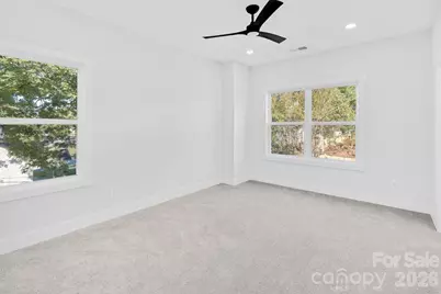 1437 10th Avenue SW, Hickory, NC 28602 - Photo 18