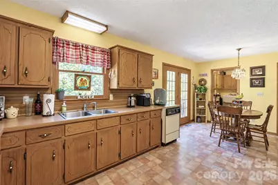 206 Bleynat Street, Valdese, NC 28690 - Photo 12