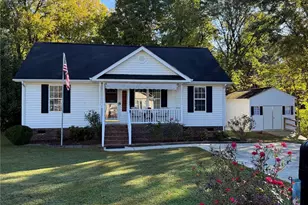 321 Hill Street St, Mount Holly, NC 28120 - Photo 1