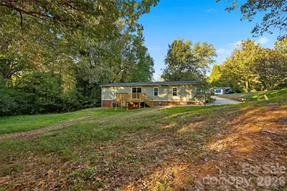 3363 Stony Brook Circle, Newton, NC 28658 - Photo 6