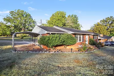 100 Amy Court, Gastonia, NC 28052 - Photo 2