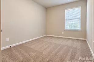 5917 Wallace Ave, Charlotte, NC 28212 - Photo 8