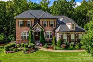 738 Chaucer Cir, Fort Mill, SC 29708 - Photo 1