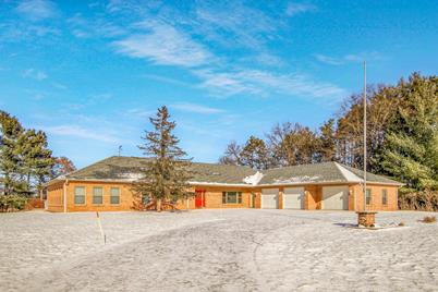 430 S Beach Drive - Photo 1