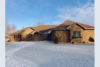 807 Fairway Drive, Pipestone, MN 56164 - Photo 1