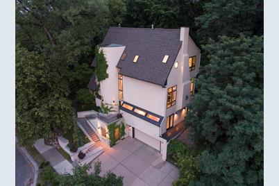 915 Kenwood Parkway, Minneapolis, MN 55403 - Photo 1