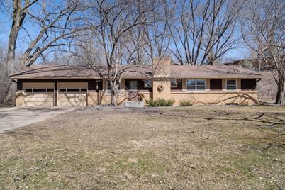 2425 Marcy Lane, Minnetonka, MN 55305 - Photo 1